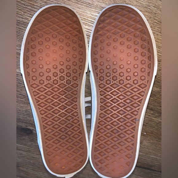 Vans Women’s lace up sneakers good used condition size 7.5. - Picture 5 of 7